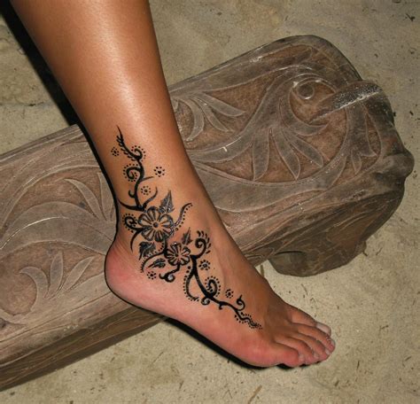 female foot tattoos